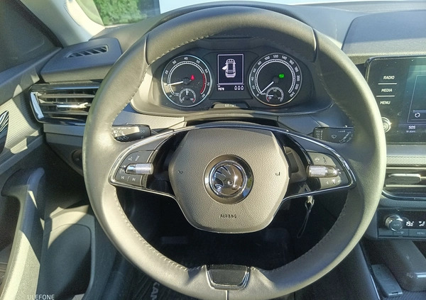 Skoda Kamiq cena 92900 przebieg: 11000, rok produkcji 2023 z Frampol małe 352